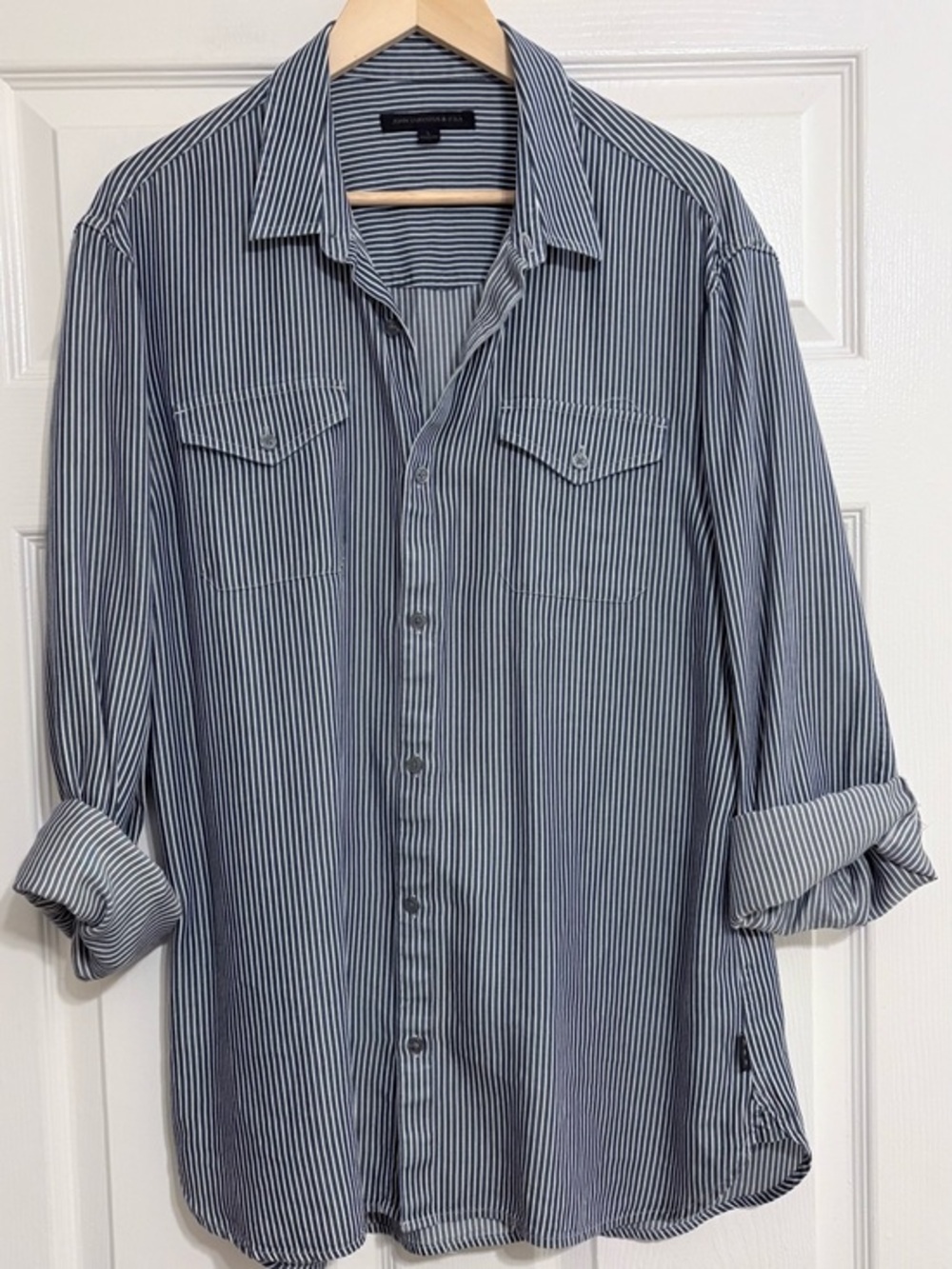 John Varvatos U.S.A. Striped Lyocell Shirt  L Navy  White  Relaxed  Fit